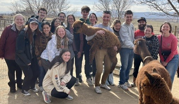 CatholicU students volunteering during spring break