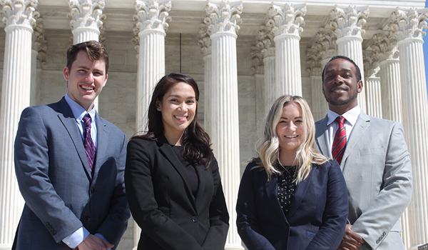 law students in front of SCOTUS