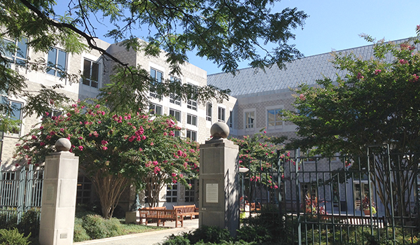 Entrance to the Catholic Law courtyard